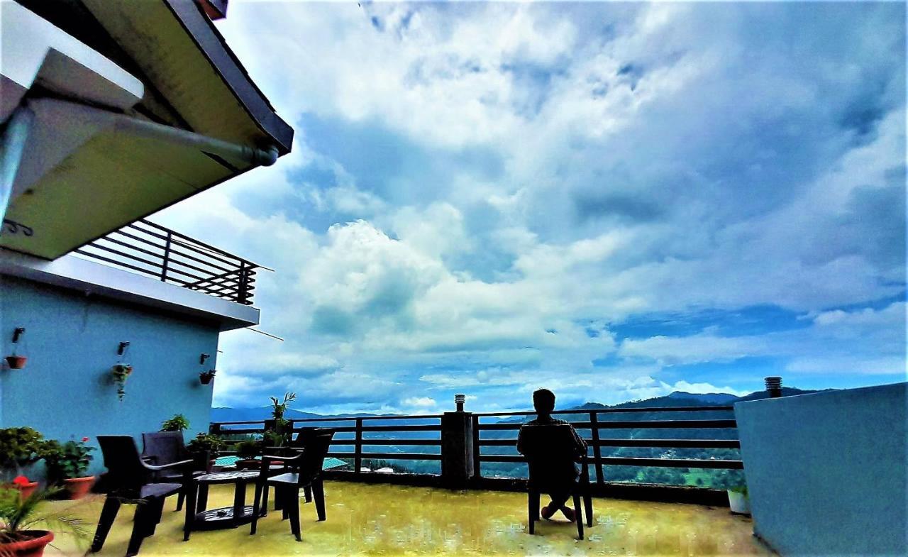 Apartamento Mountain And Peace Shimla Exterior foto