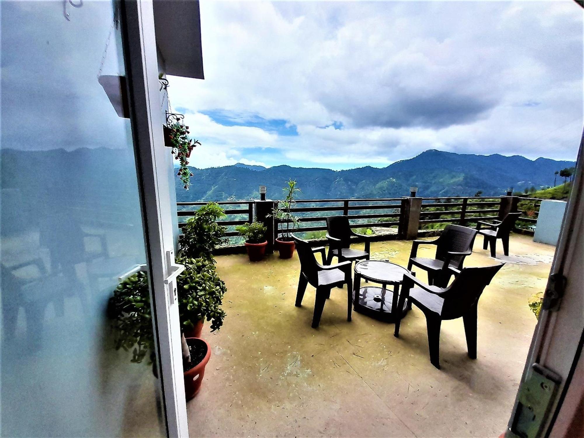 Apartamento Mountain And Peace Shimla Exterior foto