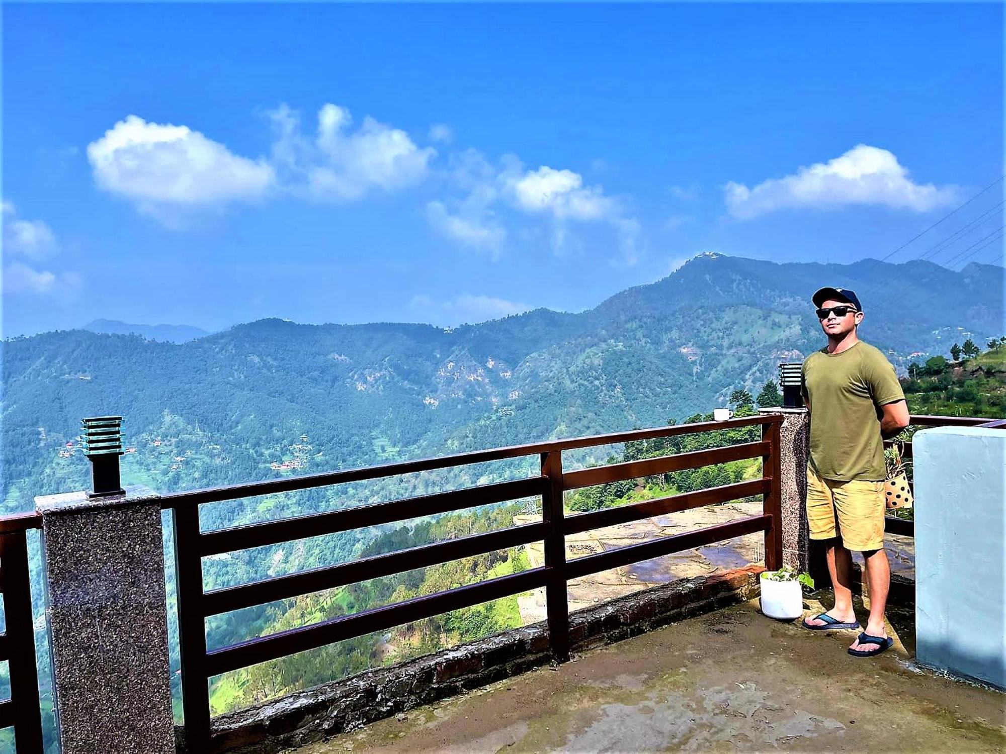 Apartamento Mountain And Peace Shimla Exterior foto