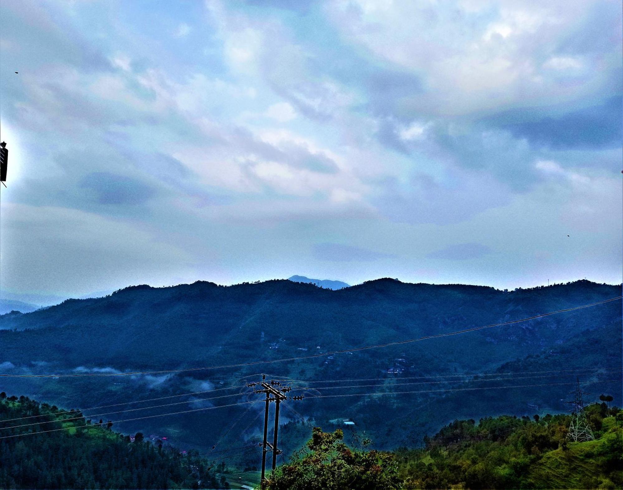 Apartamento Mountain And Peace Shimla Exterior foto