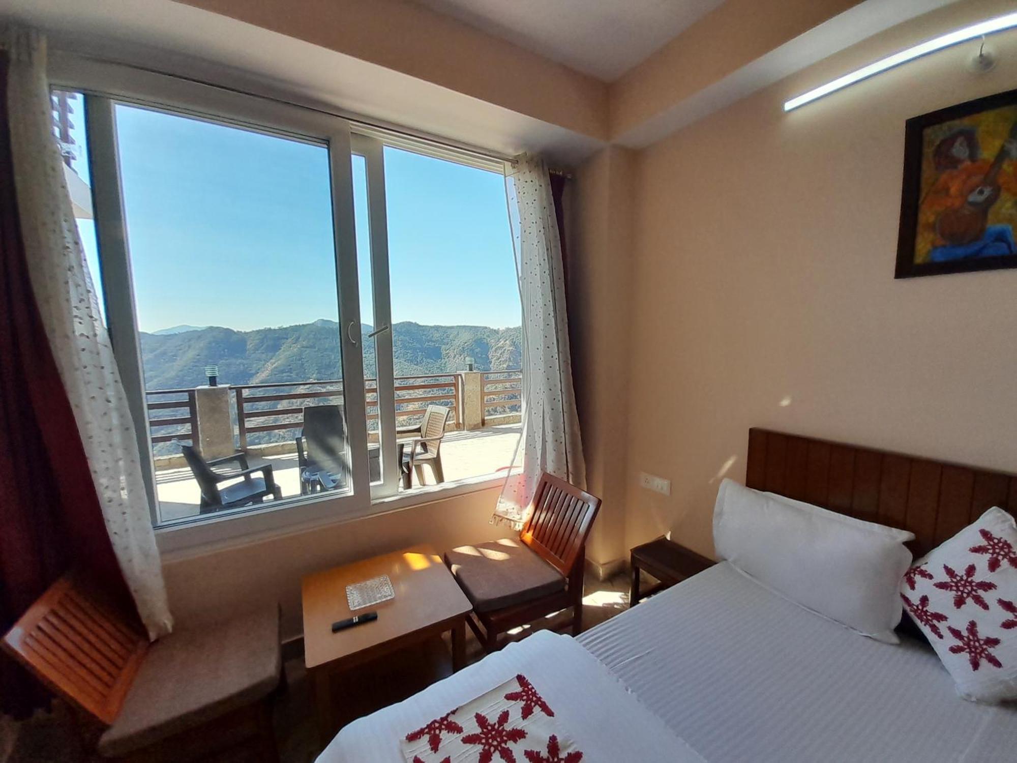 Apartamento Mountain And Peace Shimla Exterior foto